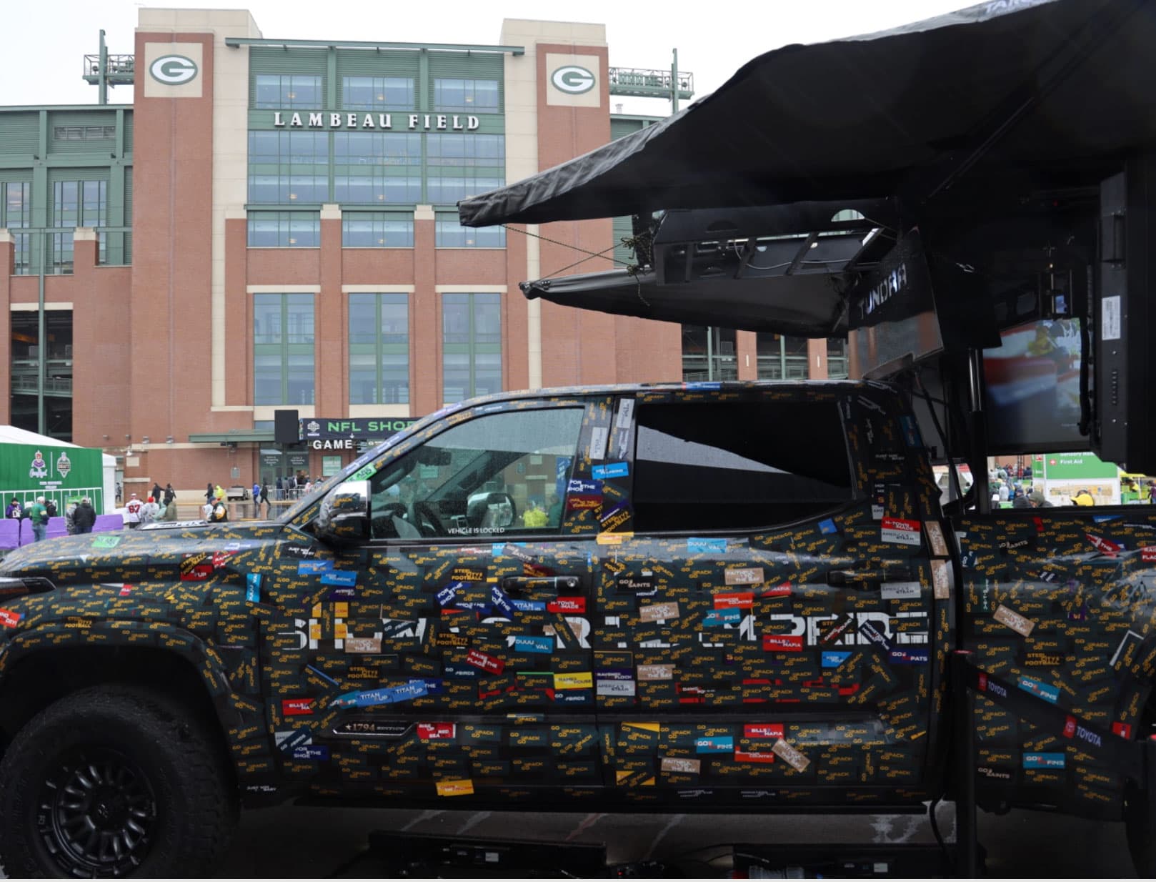 Ultimate Tailgate Tundra - Image 3